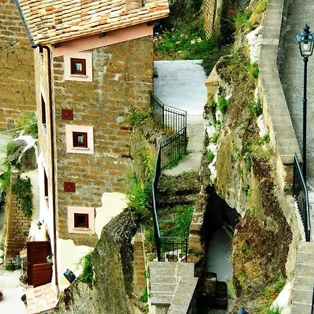 Torre Avellana * Vignanello